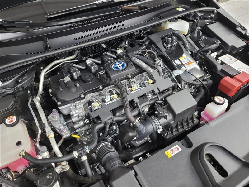 Toyota-COROLLA-1.8 VVT-I Hybrid Altis