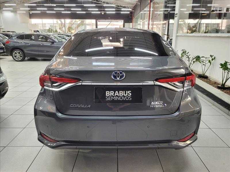 Toyota-COROLLA-1.8 VVT-I Hybrid Altis