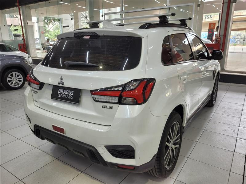 Mitsubishi-OUTLANDER SPORT-2.0 Mivec GLS
