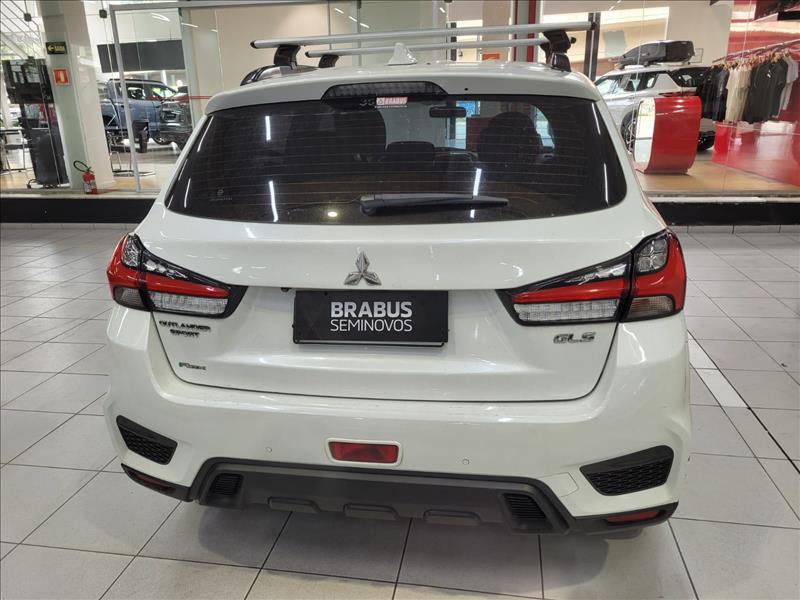 Mitsubishi-OUTLANDER SPORT-2.0 Mivec GLS