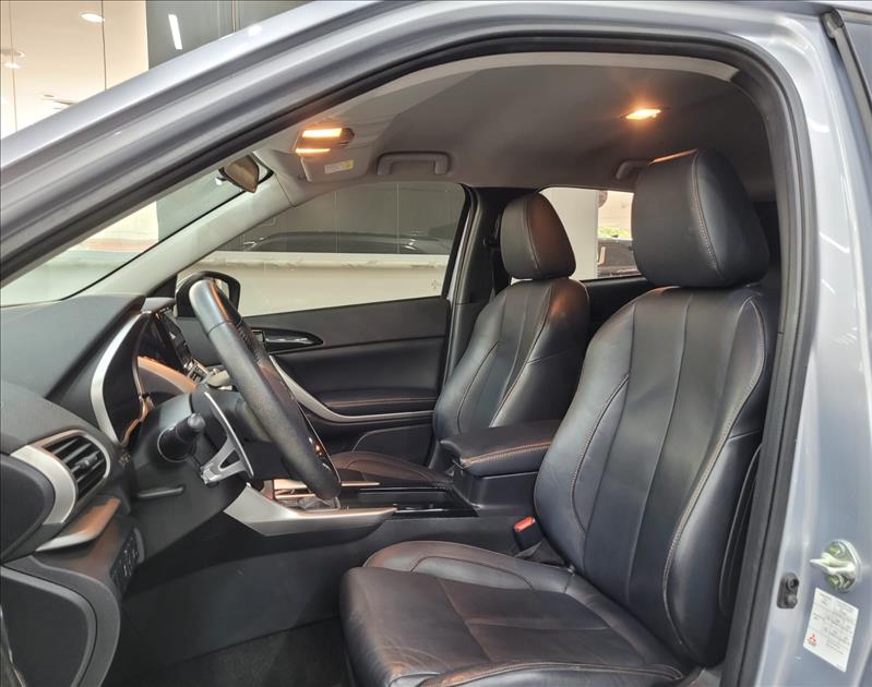 Mitsubishi-ECLIPSE CROSS-1.5 Mivec Turbo HPE