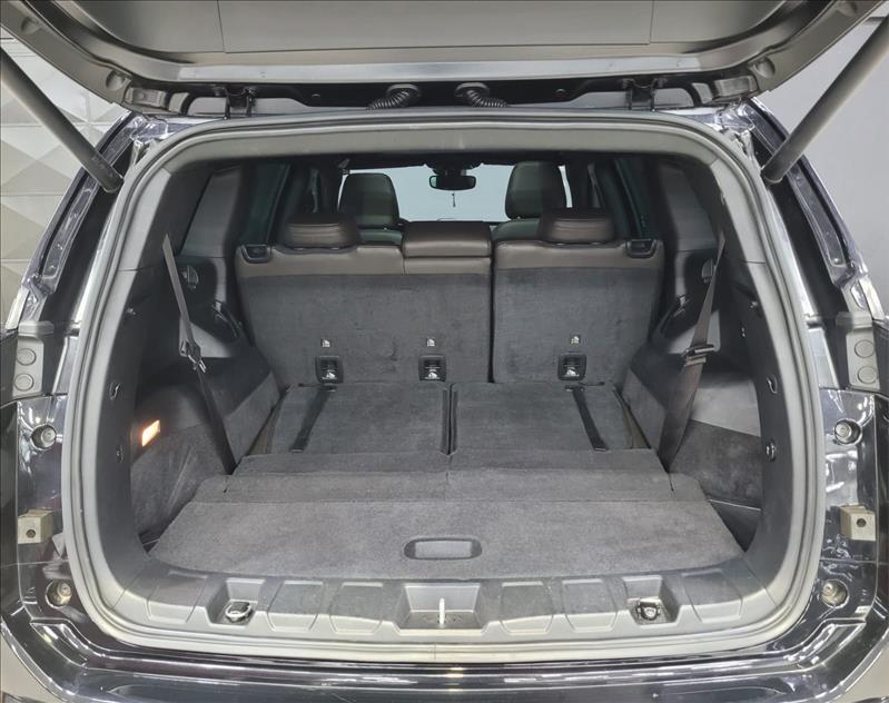 Jeep-COMMANDER-2.0 Td380 Turbo Overland