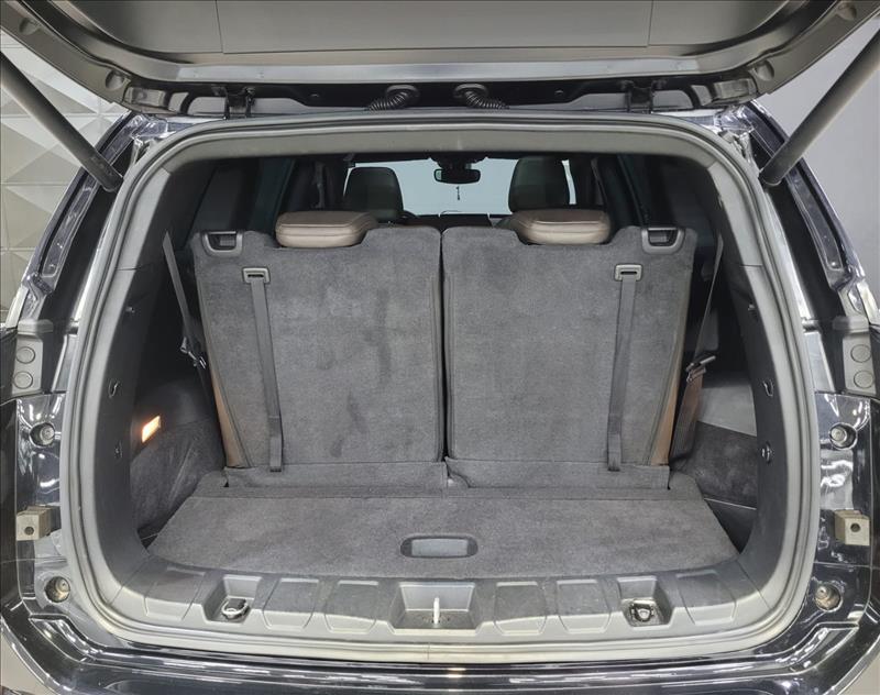Jeep-COMMANDER-2.0 Td380 Turbo Overland