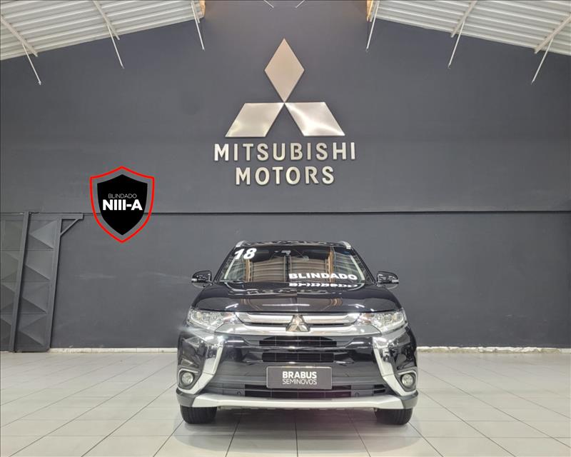 Mitsubishi-OUTLANDER-3.0 GT 4X4 V6 24V