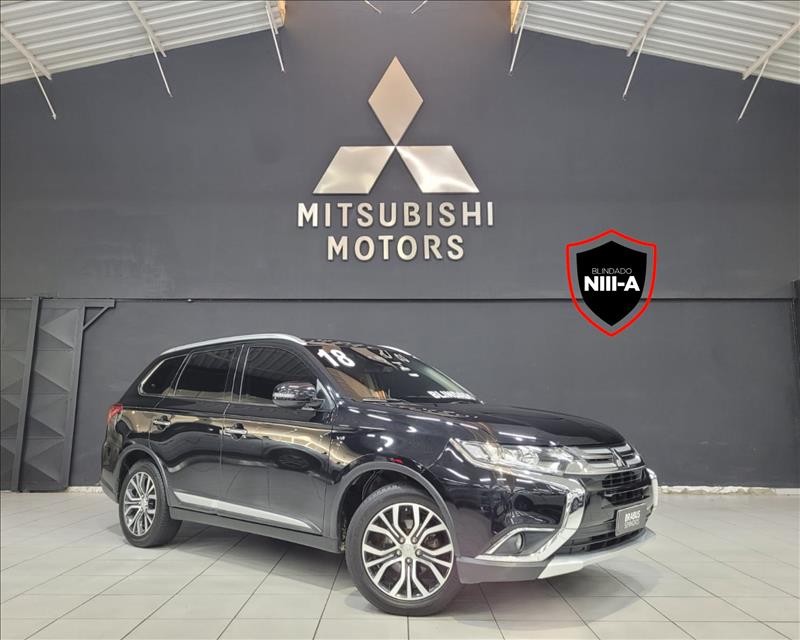 Mitsubishi-OUTLANDER-3.0 GT 4X4 V6 24V