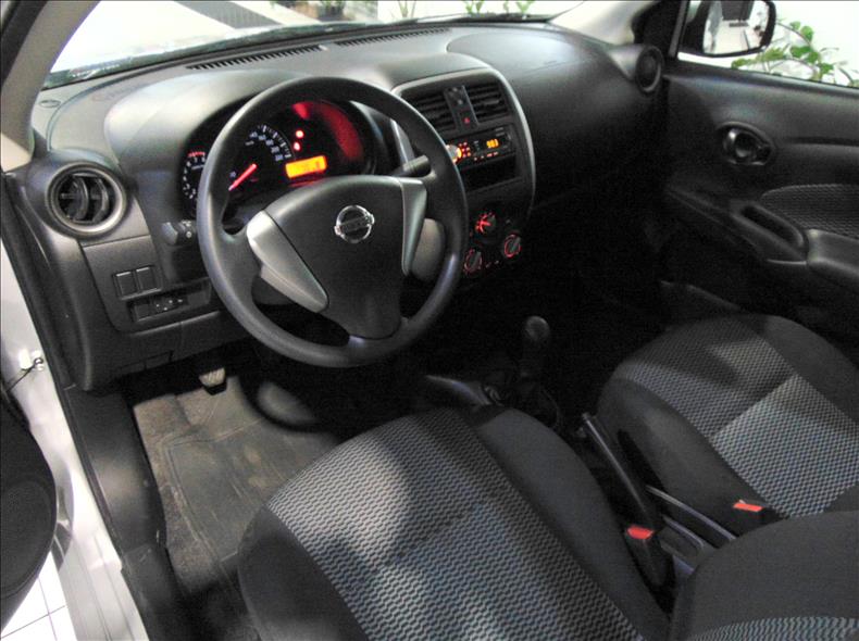 NISSAN VERSA 1.0 12V
