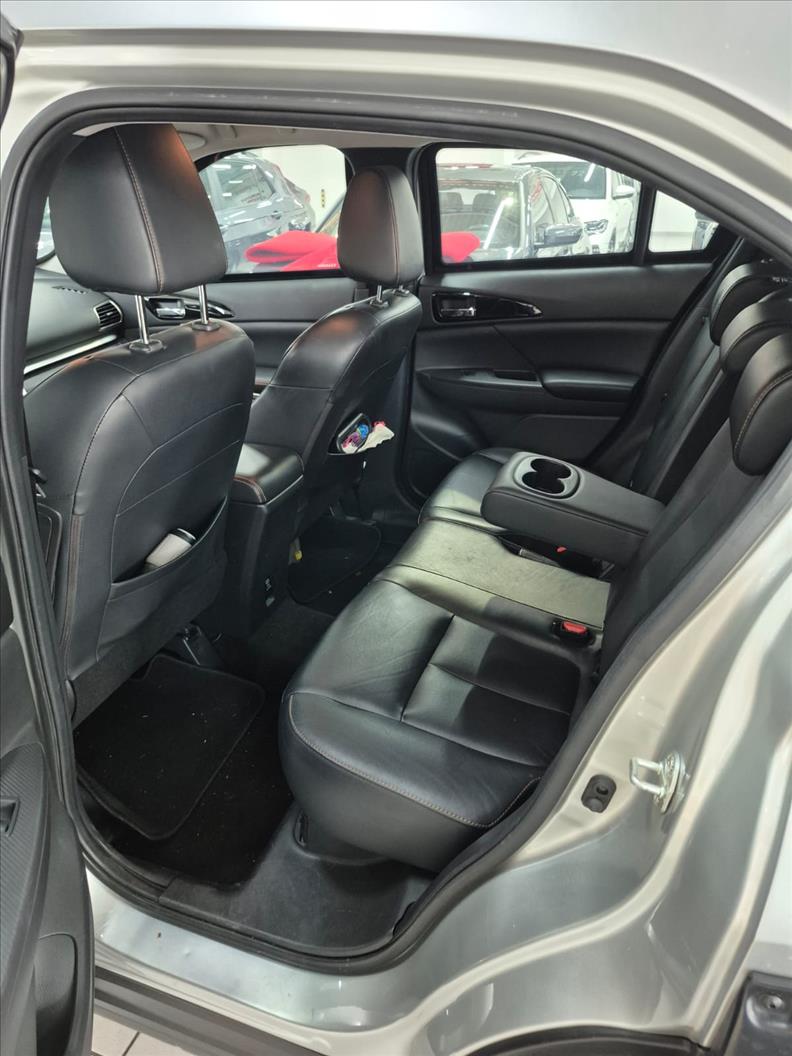 Mitsubishi-ECLIPSE CROSS-1.5 Mivec Turbo Hpe-s Outdoor S-awc