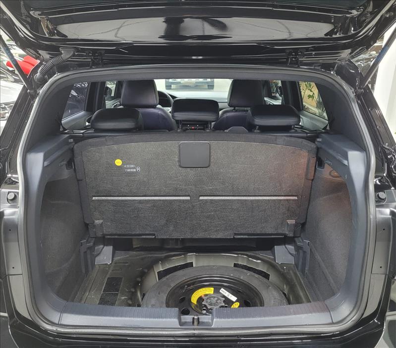 VW - Volkswagen-T-CROSS-1.4 250 TSI Highline