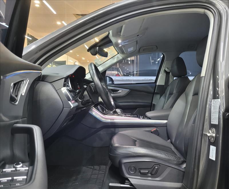 Audi-Q7-3.0 55 TFSI Performance Quattro