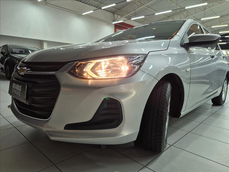 GM - Chevrolet-ONIX-1.0 Turbo Plus LT