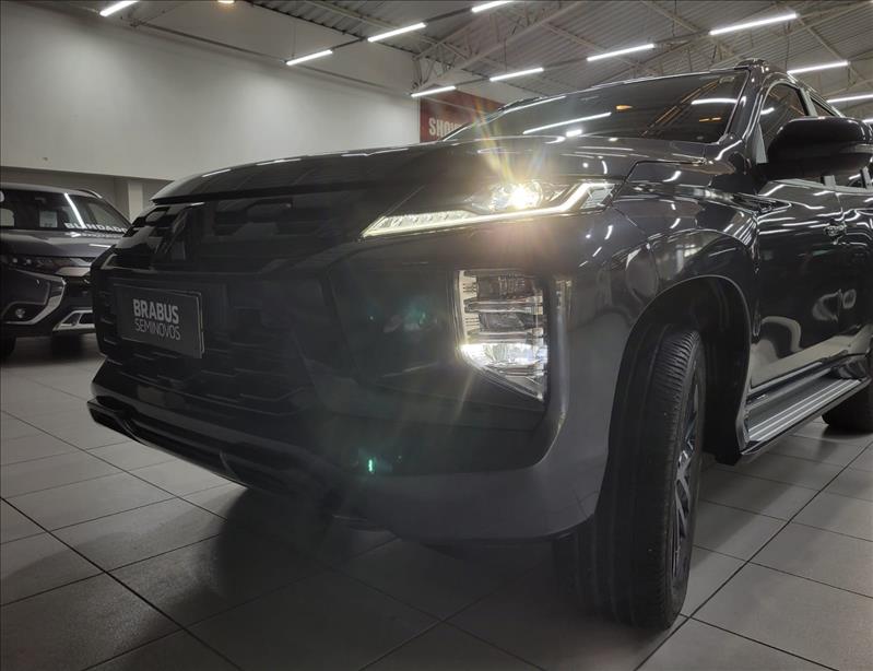 Mitsubishi-PAJERO SPORT-2.4 16V Mivec Turbo Legend AWD