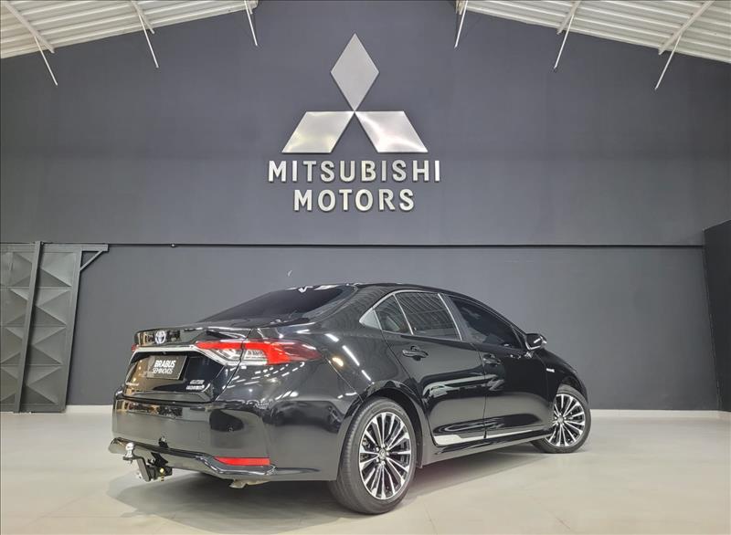 Toyota-COROLLA-1.8 VVT-I Hybrid Altis Premium