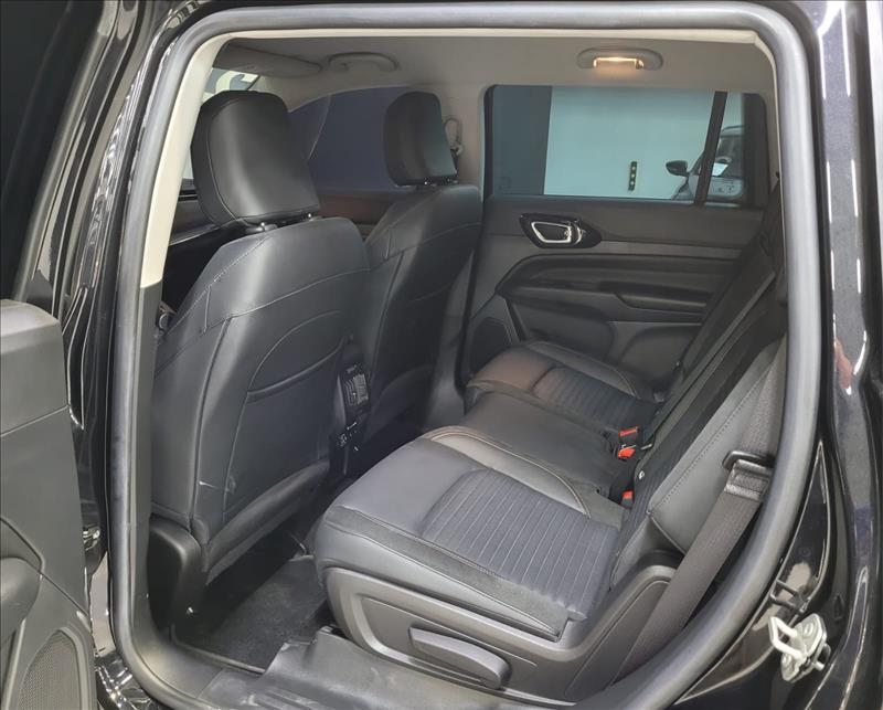 Jeep-COMMANDER-1.3 T270 Turbo Limited