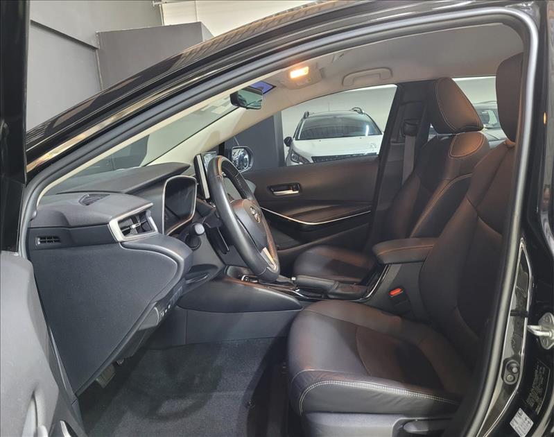 Toyota-COROLLA-2.0 Vvt-ie XEI