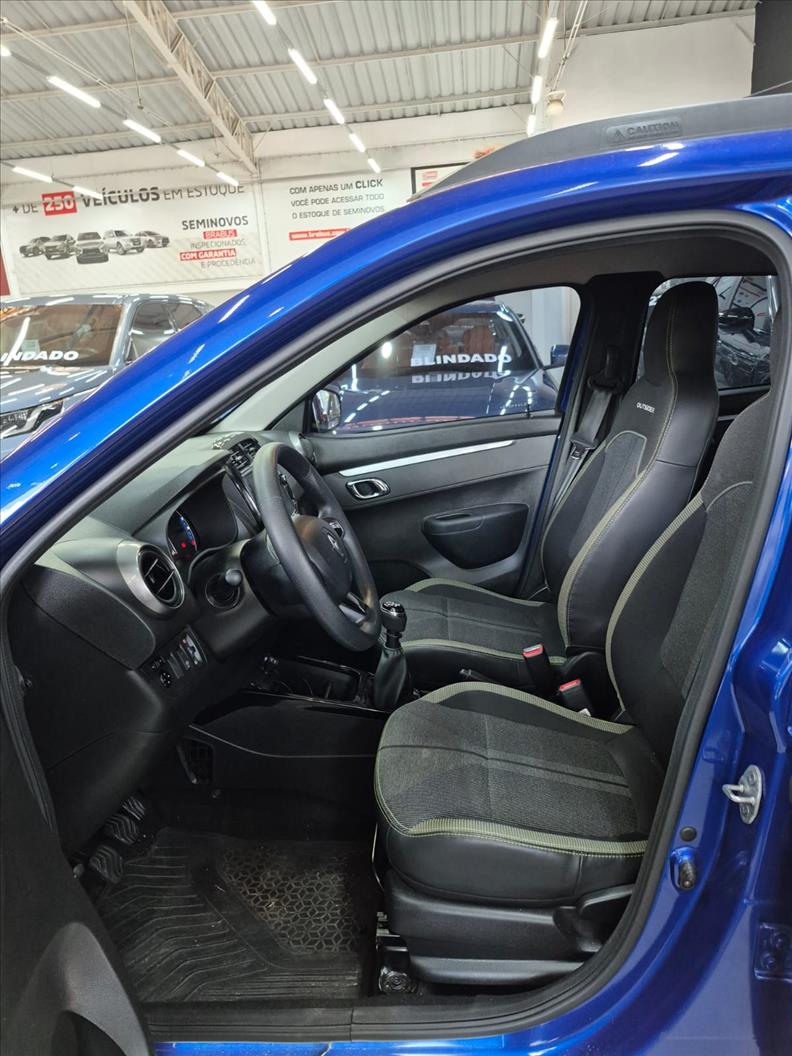 Renault-KWID-1.0 12V SCE Outsider