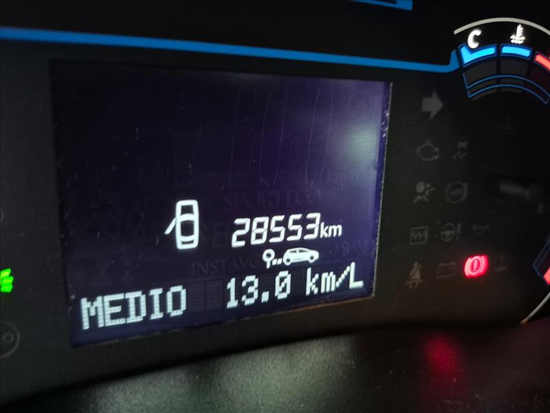 Renault-KWID-1.0 12V SCE Outsider