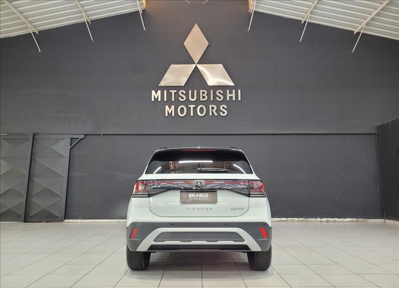 VW - Volkswagen-T-CROSS-1.0 200 TSI Comfortline