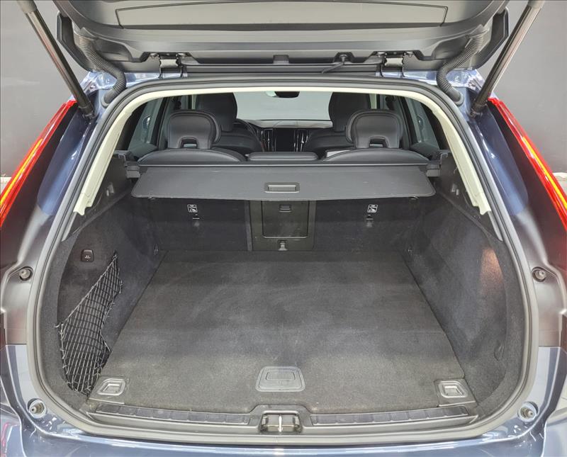 Volvo-XC60-2.0 T8 Recharge Plus AWD Geartronic