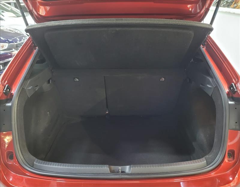 Volkswagen-NIVUS-1.0 200 TSI Highline