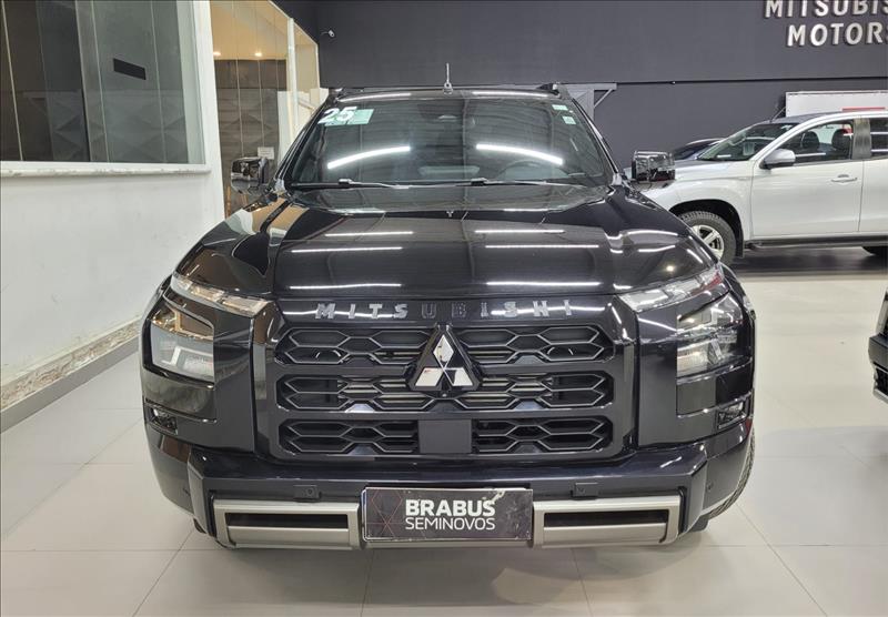 Mitsubishi-TRITON-2.4 Biturbo CD Katana 4X4