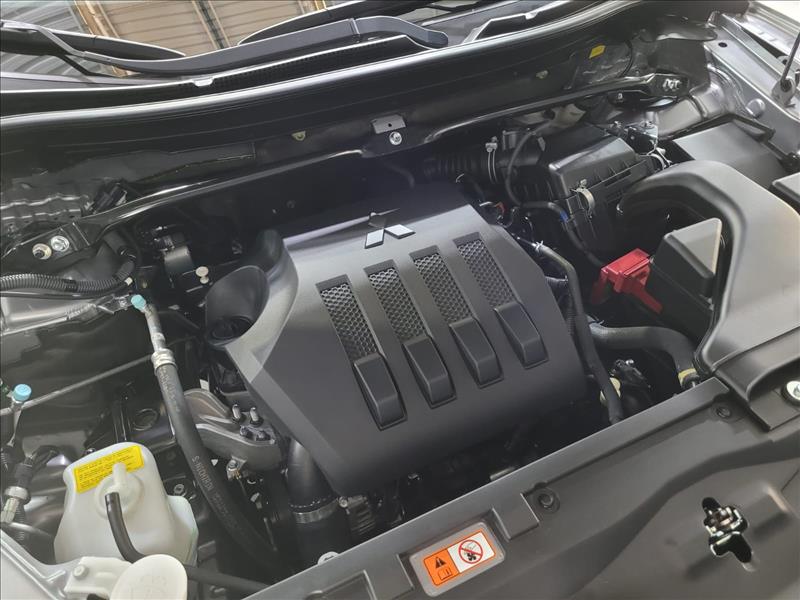 Mitsubishi-ECLIPSE CROSS-1.5 Mivec Turbo Hpe-s