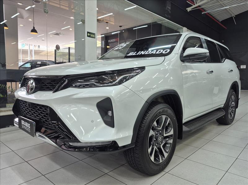 2.8 D-4d Turbo SRX Platinum 7L 4X4