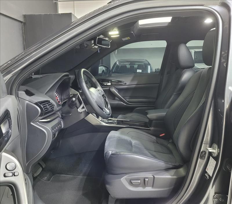 Mitsubishi-ECLIPSE CROSS-1.5 Mivec Turbo Hpe-s Black S-awc