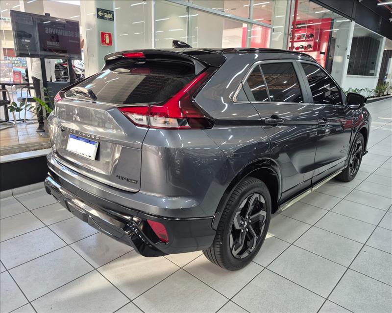Mitsubishi-ECLIPSE CROSS-1.5 Mivec Turbo Hpe-s Black S-awc