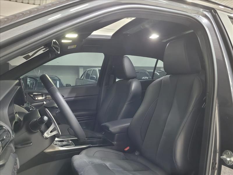 Mitsubishi-ECLIPSE CROSS-1.5 Mivec Turbo Hpe-s Black S-awc