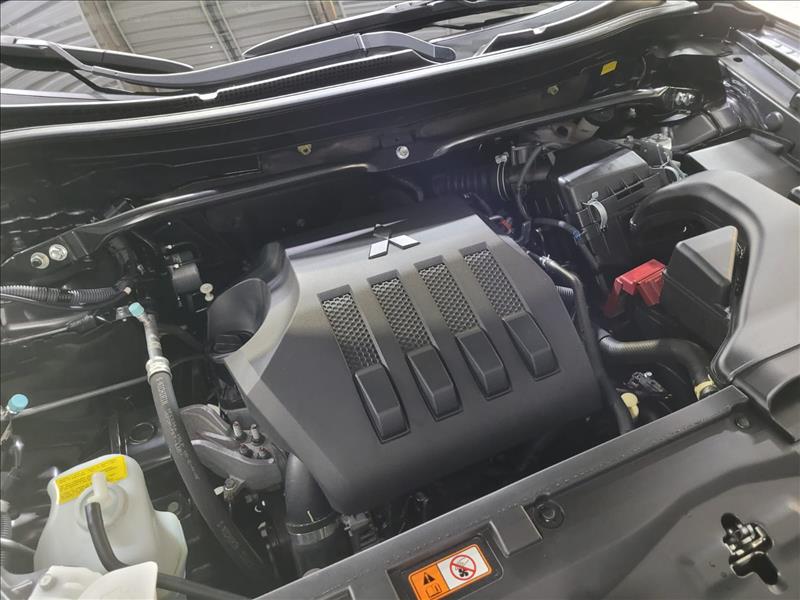 Mitsubishi-ECLIPSE CROSS-1.5 Mivec Turbo Hpe-s Black S-awc
