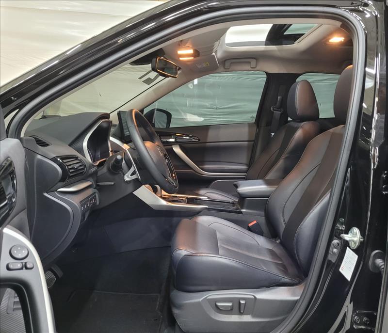 Mitsubishi-ECLIPSE CROSS-1.5 Mivec Turbo Hpe-s