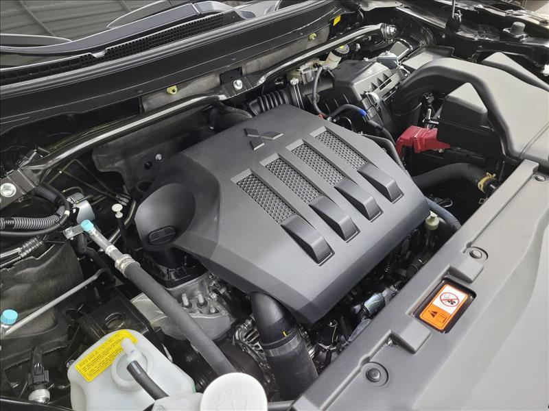 Mitsubishi-ECLIPSE CROSS-1.5 Mivec Turbo Hpe-s
