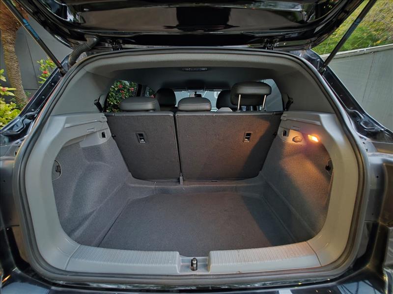 Volkswagen-T-CROSS-1.0 200 TSI Sense