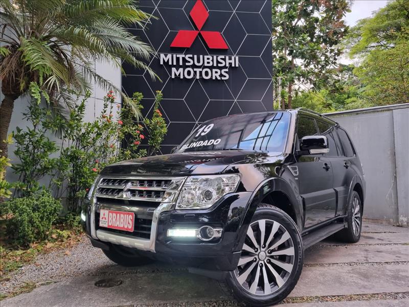 PAJERO FULL 3.2 HPE 4X4 16V Turbo Intercooler PAJERO FULL 3.2 HPE 4X4 16V Turbo Intercooler