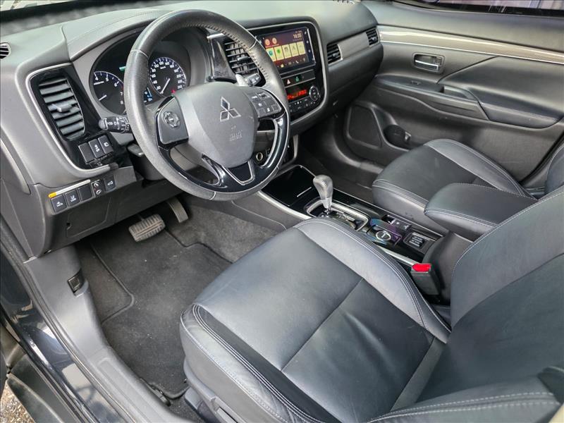 Mitsubishi-OUTLANDER-3.0 Mivec V6 Hpe-s AWD