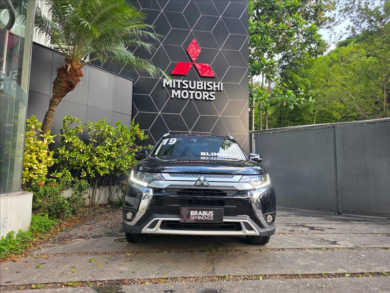Mitsubishi-OUTLANDER-3.0 Mivec V6 Hpe-s AWD