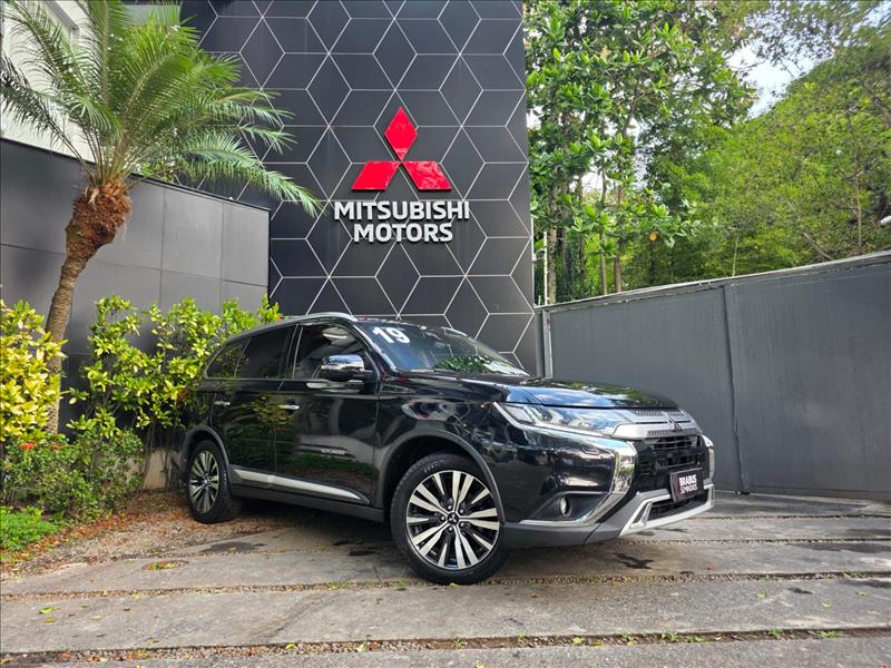 Mitsubishi-OUTLANDER-3.0 Mivec V6 Hpe-s AWD