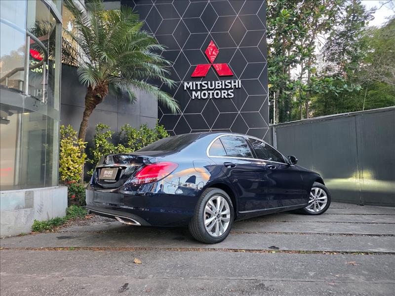 MERCEDES BENZ-C 180-1.6 CGI Avantgarde