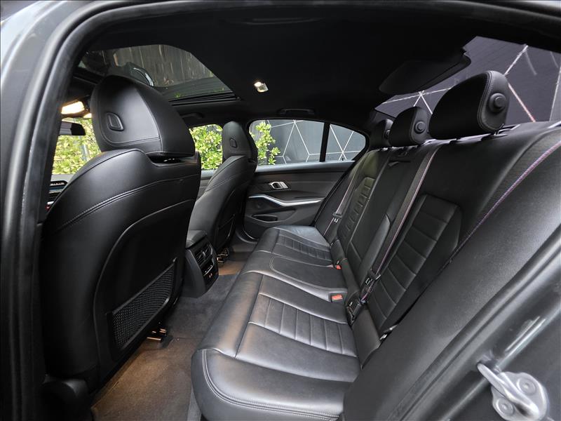 BMW-330E-2.0 16V Turbo M Sport