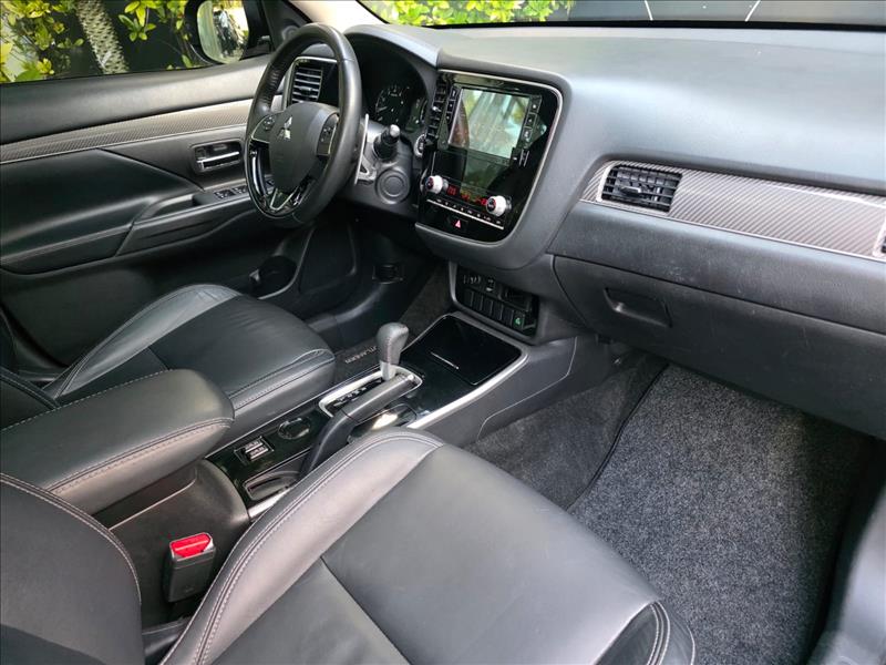 Mitsubishi-OUTLANDER-2.0 Mivec HPE