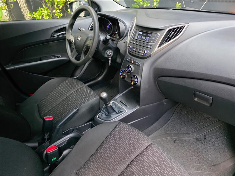 Hyundai-HB20-1.0 Unique 12V