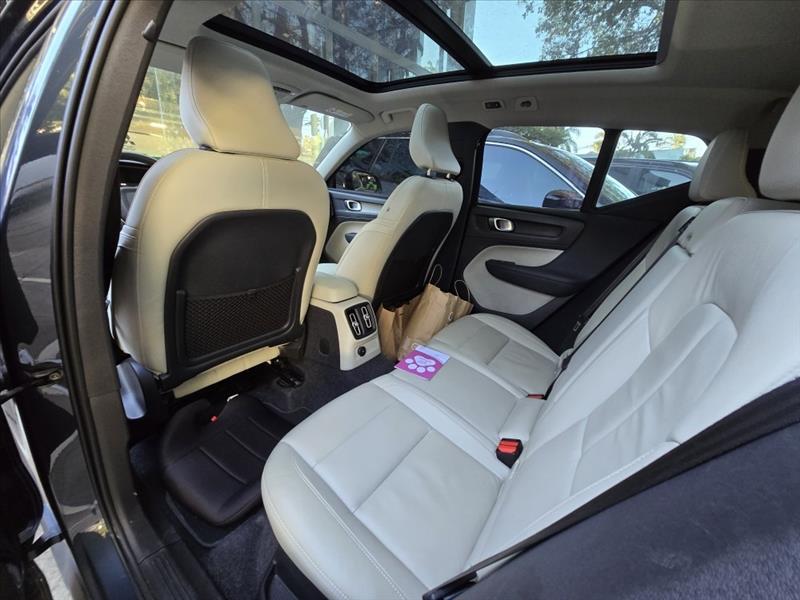 Volvo-XC40-1.5 T5 Hybrid Inscription Geartronic