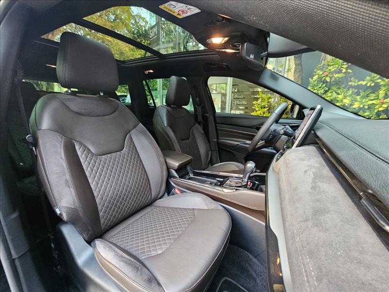 Jeep-COMMANDER-1.3 T270 Turbo Overland