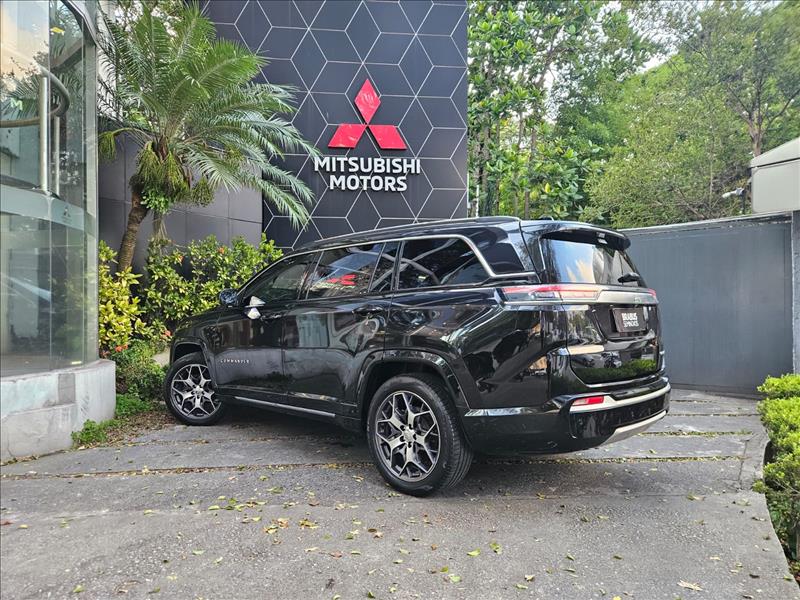 Jeep-COMMANDER-1.3 T270 Turbo Overland