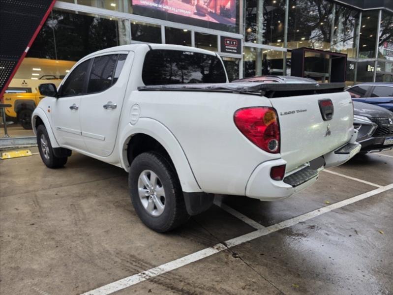 Mitsubishi-L200 TRITON-2.4 HLS 4X2 CD 16V