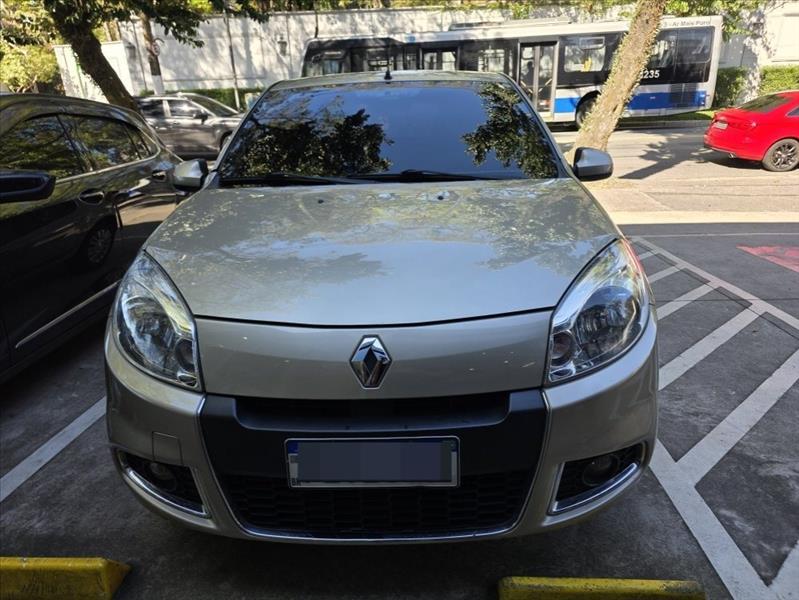 Renault-SANDERO-1.6 Privilége 8V