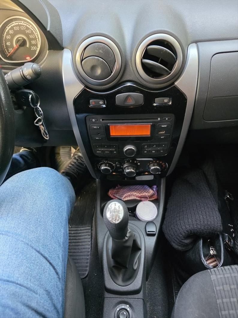 Renault-SANDERO-1.6 Privilége 8V