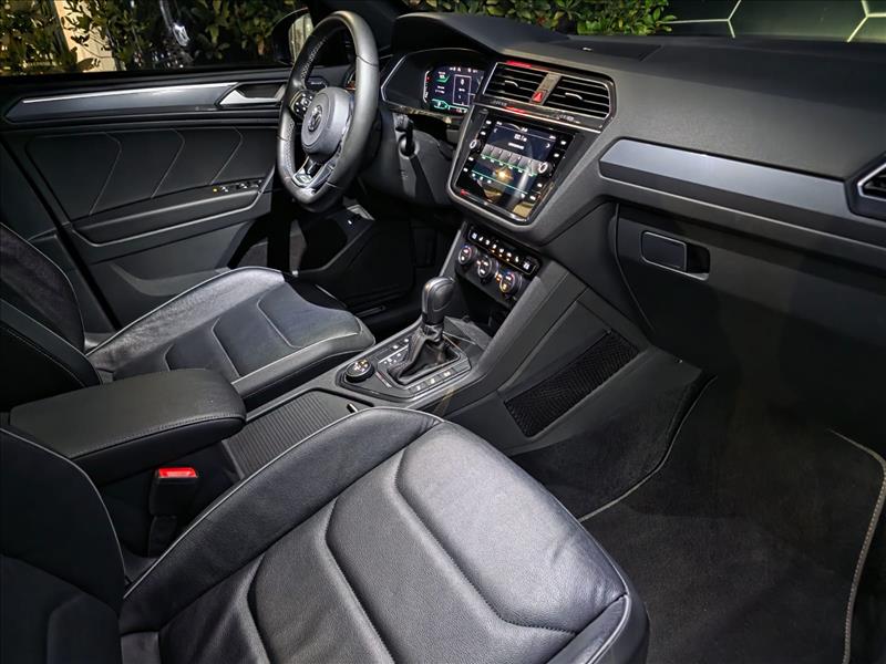 Volkswagen-TIGUAN-2.0 350 TSI Allspace R-line 4motion