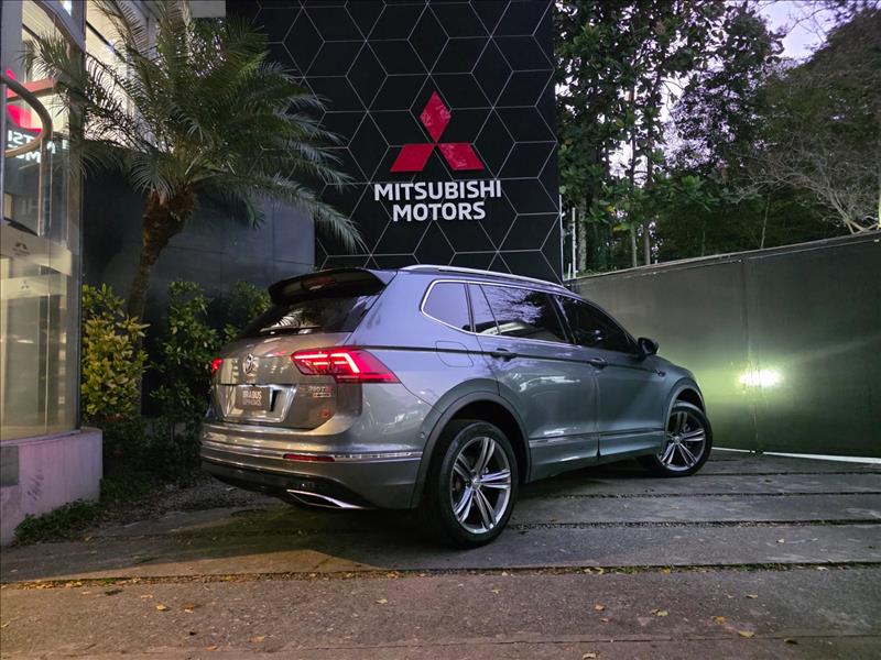 Volkswagen-TIGUAN-2.0 350 TSI Allspace R-line 4motion