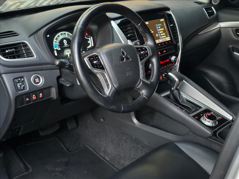 Mitsubishi-PAJERO SPORT-2.4 16V Mivec Turbo Hpe-s AWD